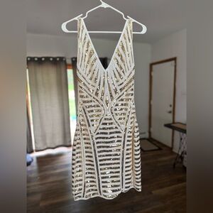 Lulu's Cream Sheath Dress Sleeveless V-neck Cocktail